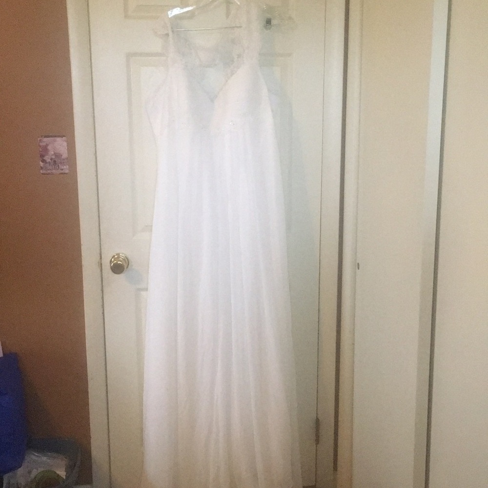 Wedding dress